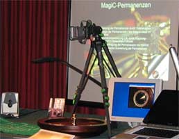 Bild mit Roulette-Kessel und Monitor zur Darstellung der Permanenzaufzeichnungssysteme